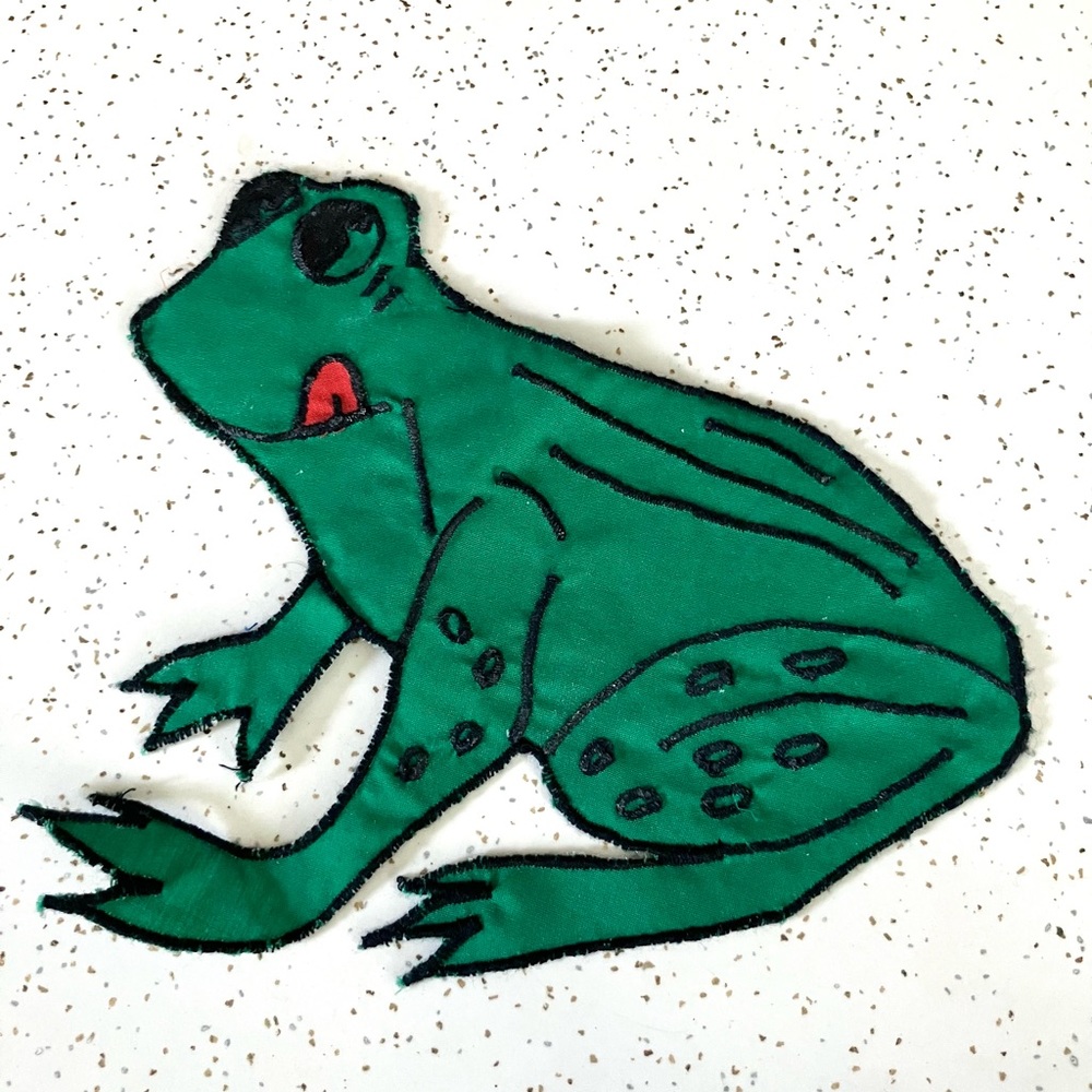 Vintage 70’s jumbo satin green frog  embroidered patch